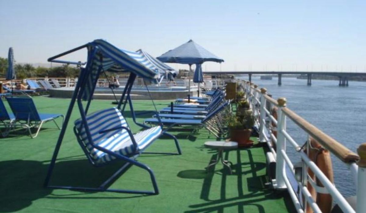 WhatsApp Image 2025-10-23 at 9.07.41 PM (2)