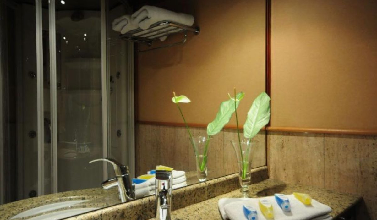 WhatsApp Image 2025-10-23 at 9.24.39 PM (2)