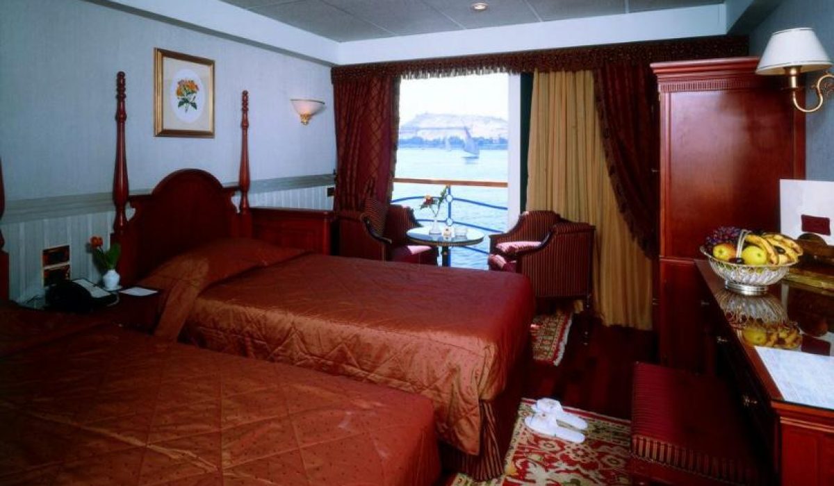 WhatsApp Image 2025-10-23 at 9.31.05 PM (1)