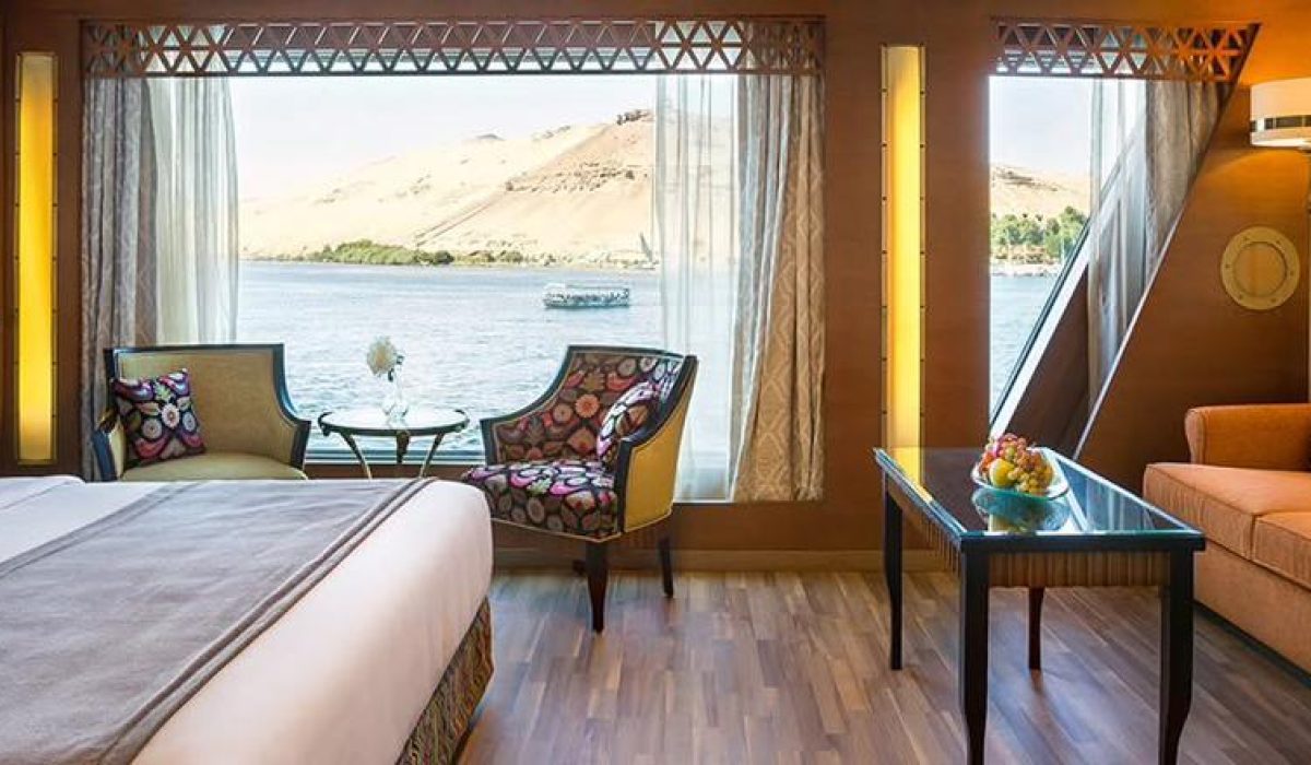 WhatsApp Image 2025-10-24 at 10.30.02 PM (2)