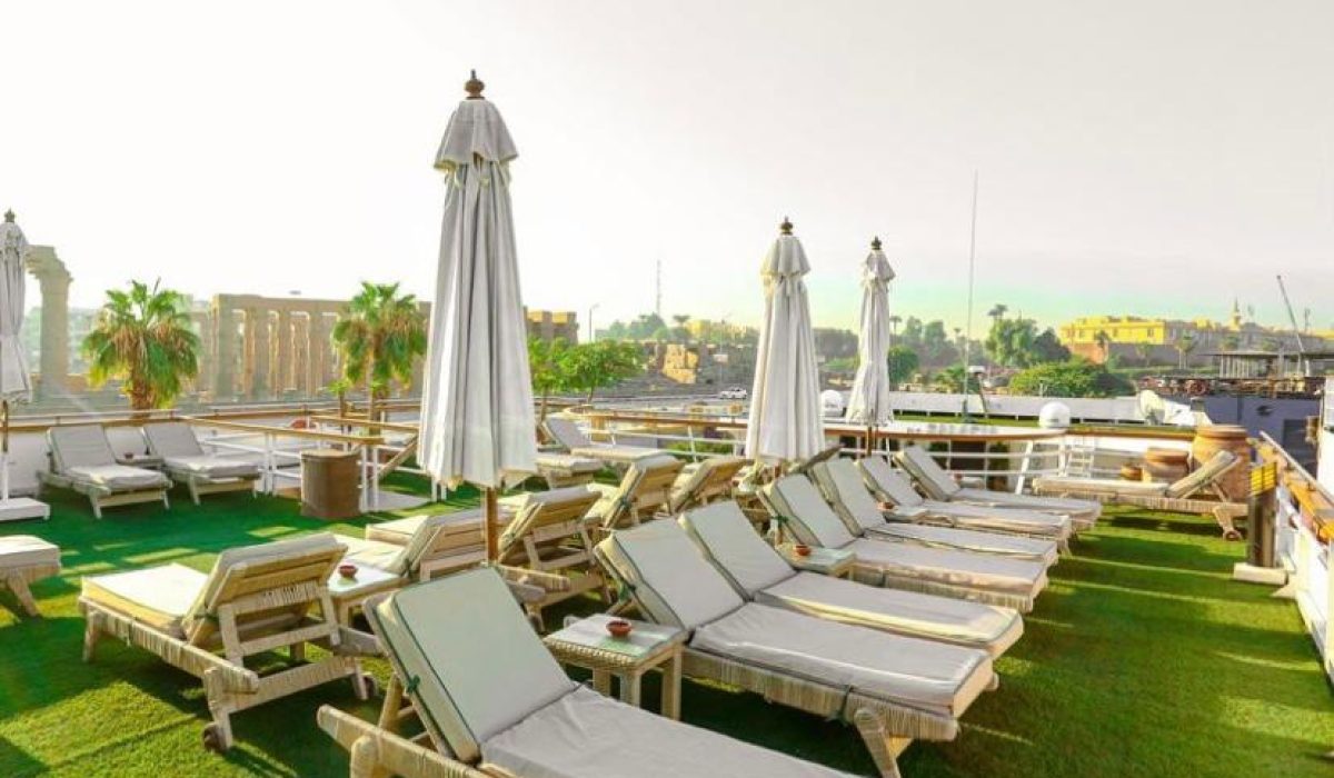 WhatsApp Image 2025-10-24 at 10.50.21 PM (1)