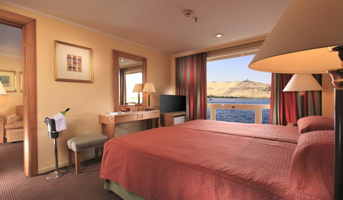 WhatsApp Image 2025-10-24 at 11.42.11 PM