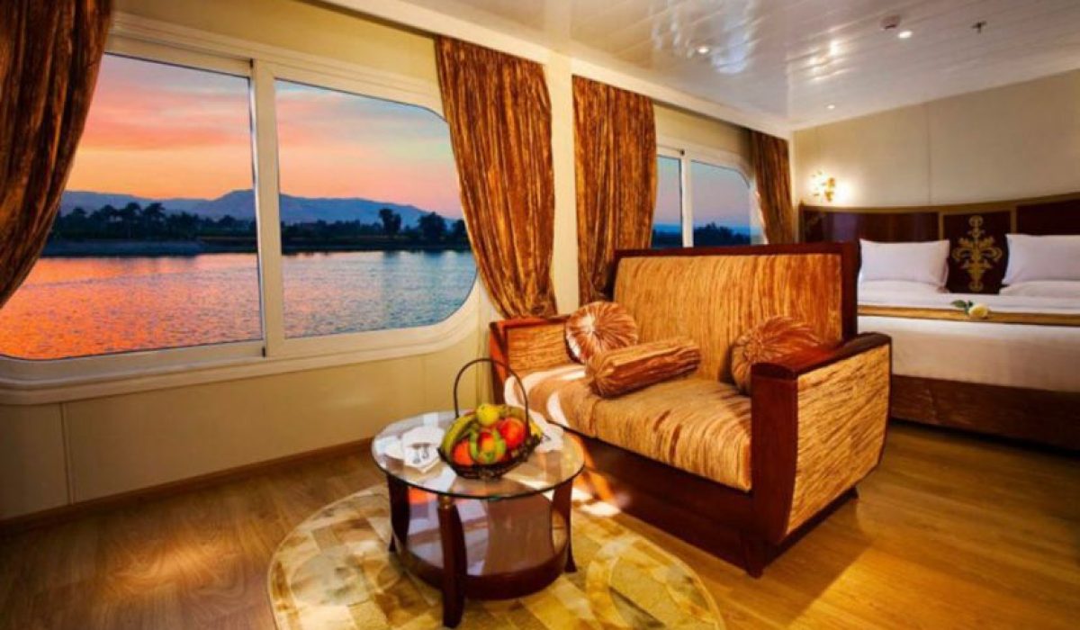 WhatsApp Image 2025-10-24 at 5.53.21 PM (1)