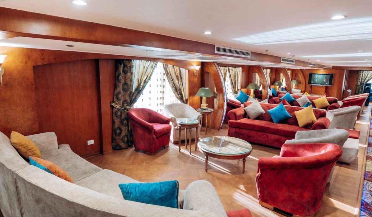 WhatsApp Image 2025-10-24 at 6.03.58 PM (1)