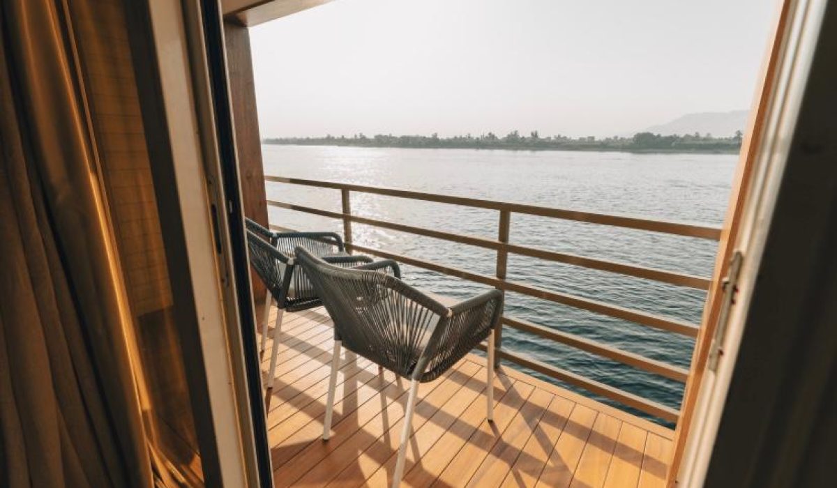 WhatsApp Image 2025-10-25 at 10.54.00 PM (2)