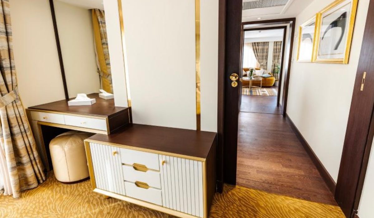 WhatsApp Image 2025-10-25 at 10.54.03 PM (1)