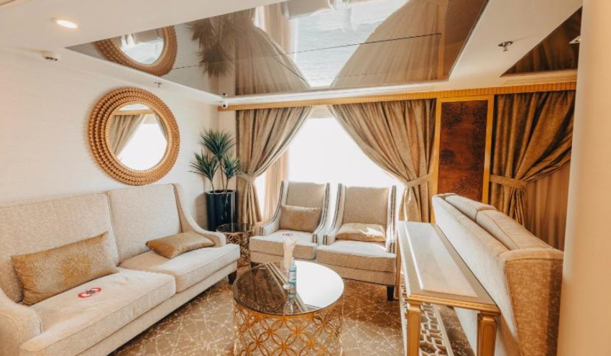 WhatsApp Image 2025-10-25 at 10.54.08 PM (1)