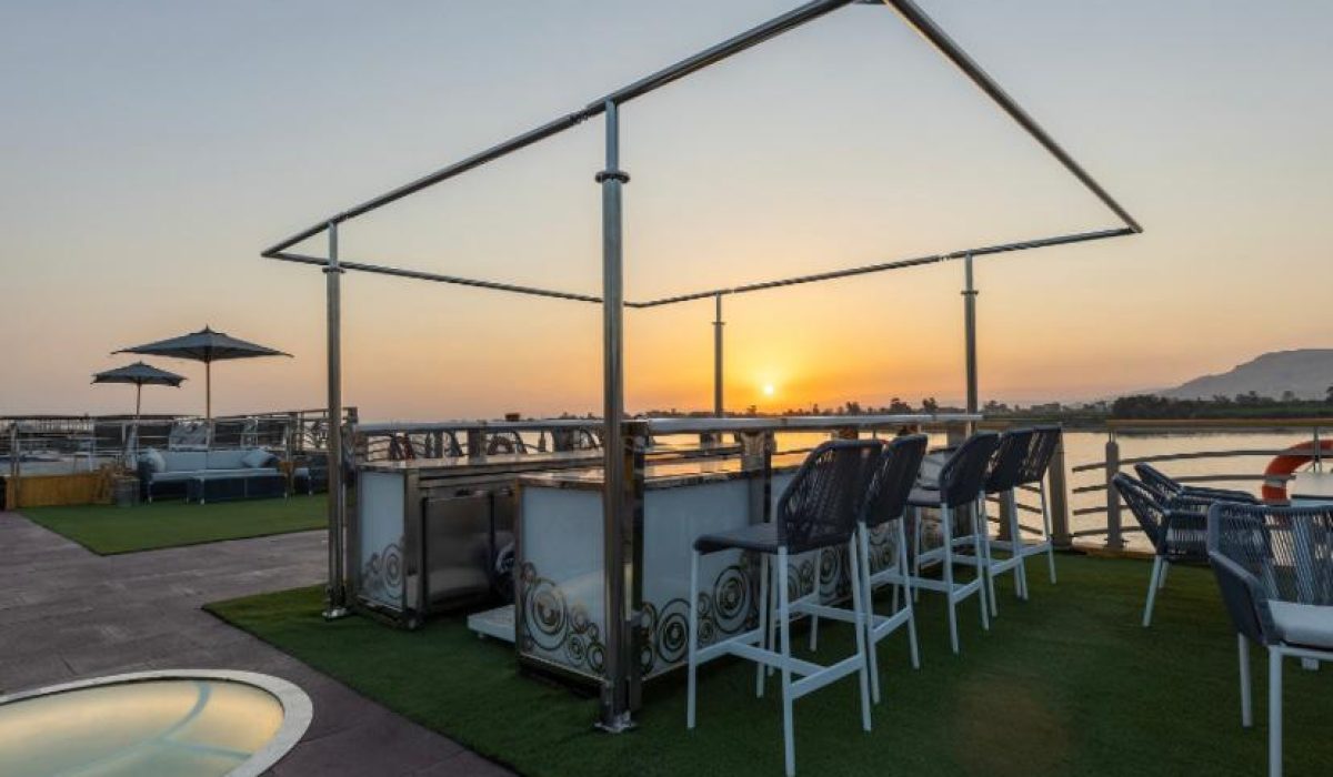 WhatsApp Image 2025-10-25 at 10.54.13 PM (2)