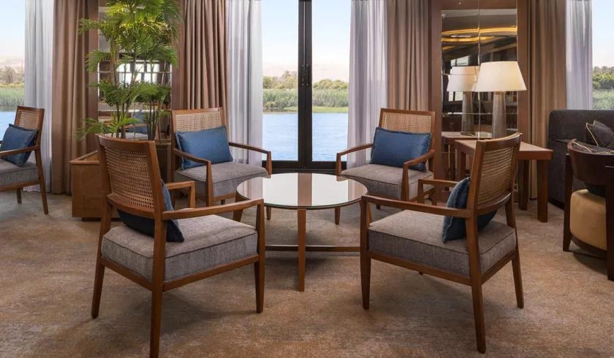 WhatsApp Image 2025-10-25 at 11.07.38 PM (1)