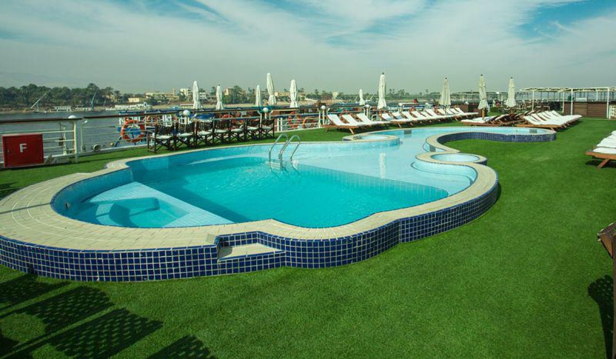 WhatsApp Image 2025-10-25 at 2.28.24 AM (1)