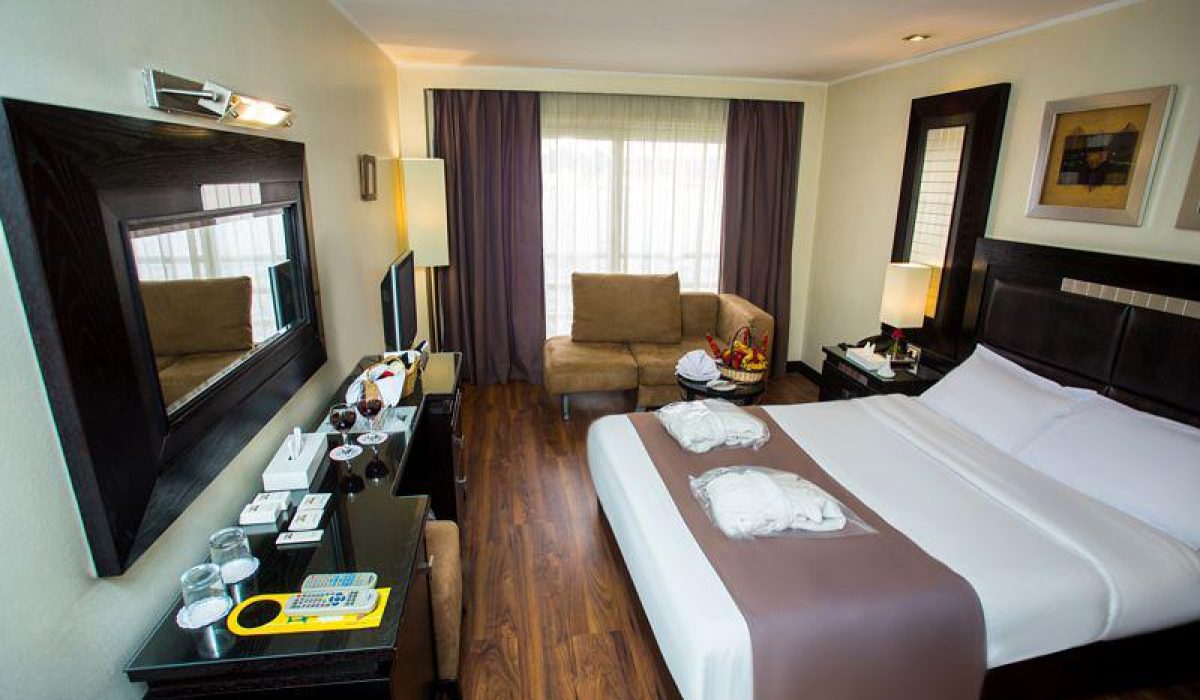 WhatsApp Image 2025-10-25 at 2.28.26 AM (1)