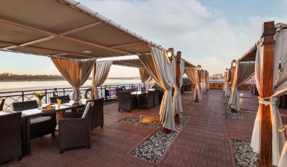 WhatsApp Image 2025-10-25 at 2.55.20 AM (2)