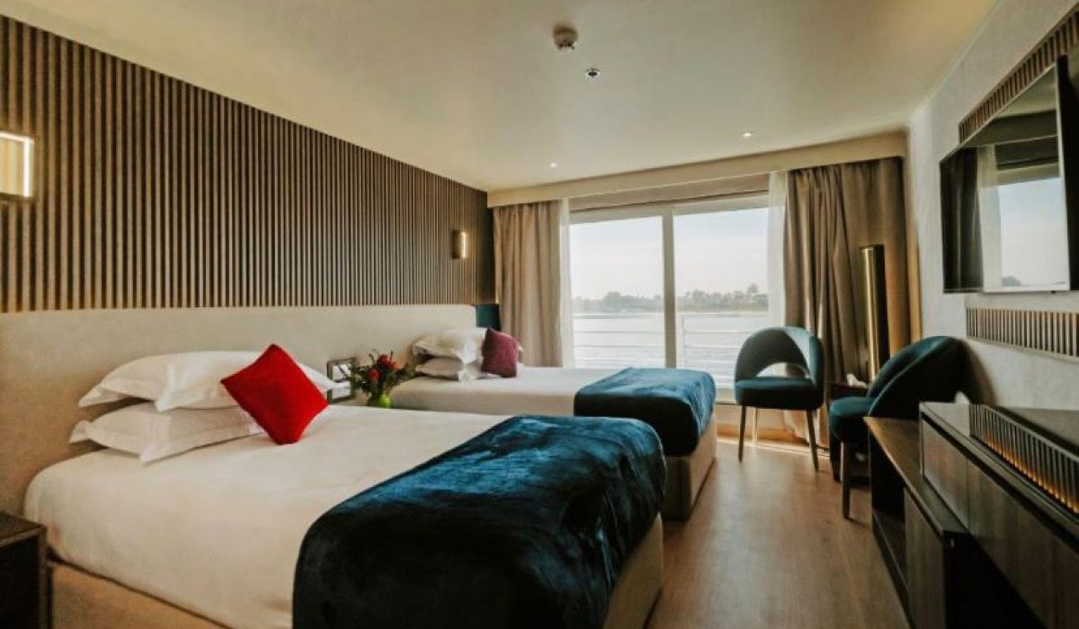 WhatsApp Image 2025-10-25 at 3.39.02 AM