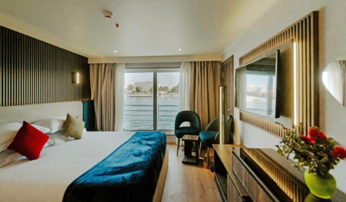 WhatsApp Image 2025-10-25 at 3.39.03 AM (1)