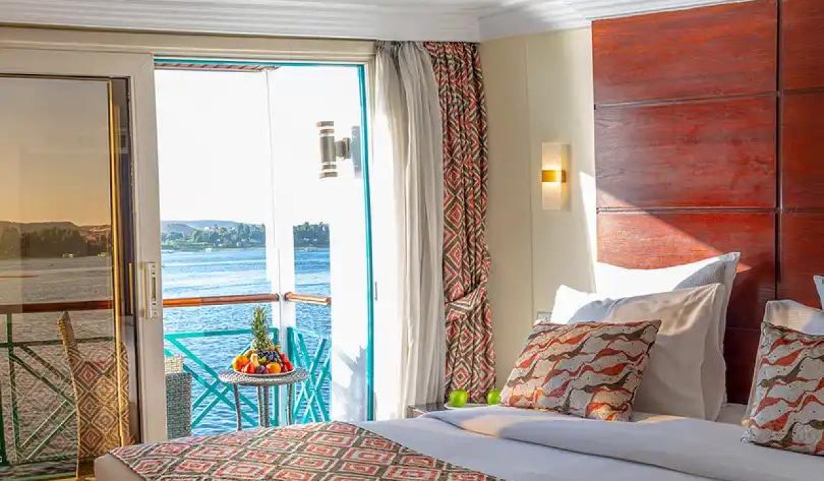 WhatsApp Image 2025-10-25 at 4.08.26 PM (2)