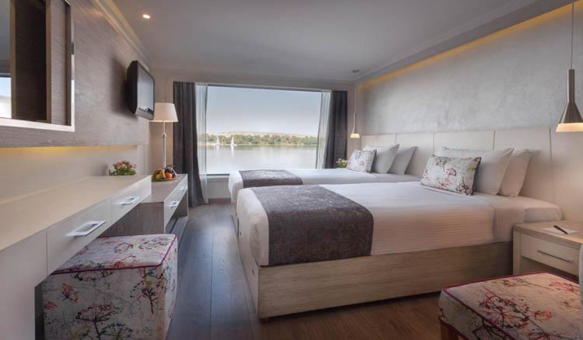 WhatsApp Image 2025-10-25 at 5.01.11 PM (1)