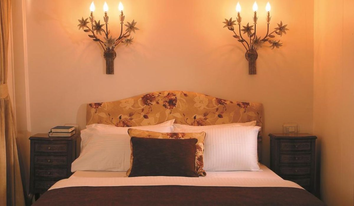 WhatsApp Image 2025-10-25 at 7.15.30 PM (2)