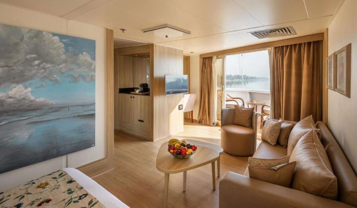 WhatsApp Image 2025-10-25 at 7.15.33 PM (1)