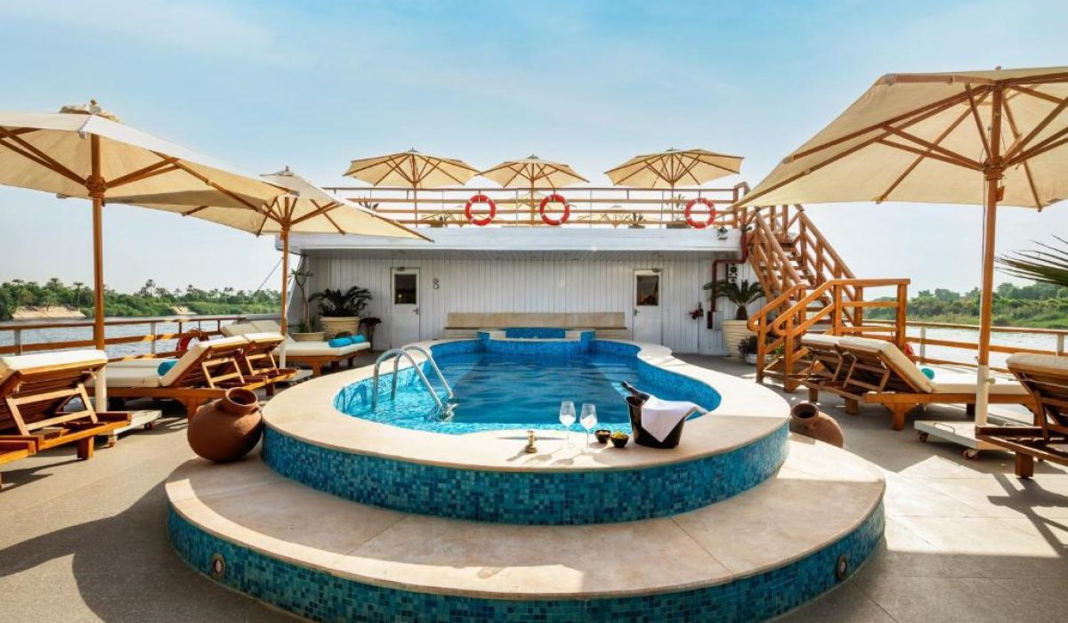 WhatsApp Image 2025-10-25 at 7.15.33 PM (2)