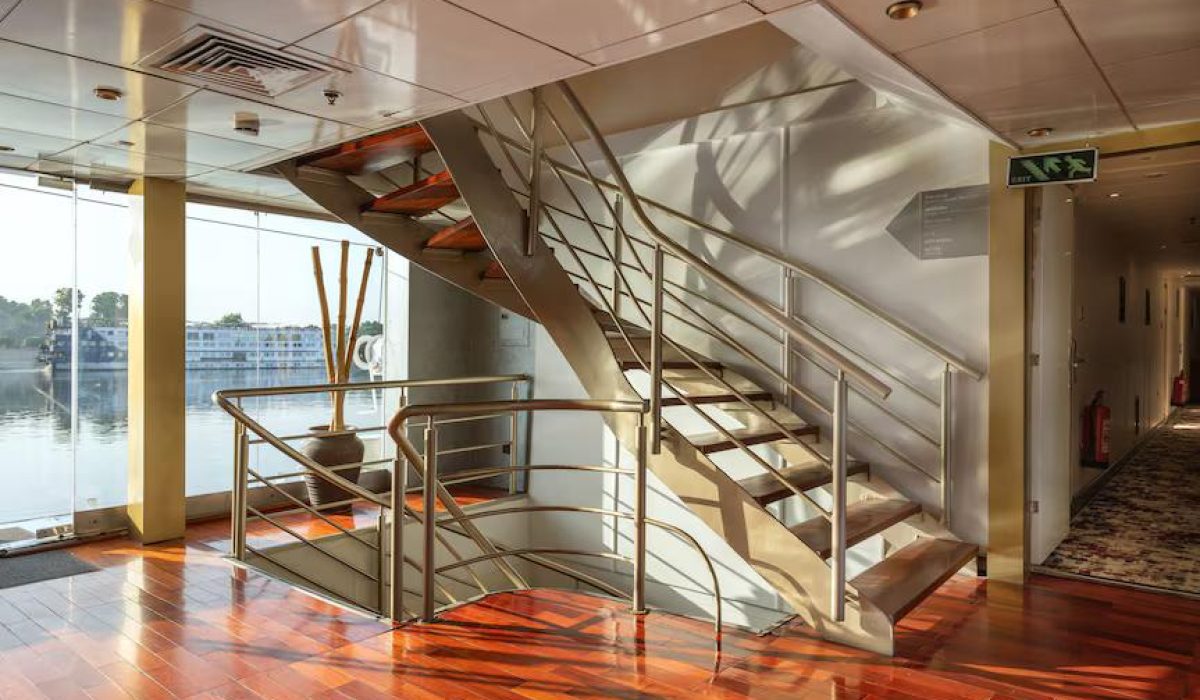 WhatsApp Image 2025-10-25 at 7.15.34 PM (2)