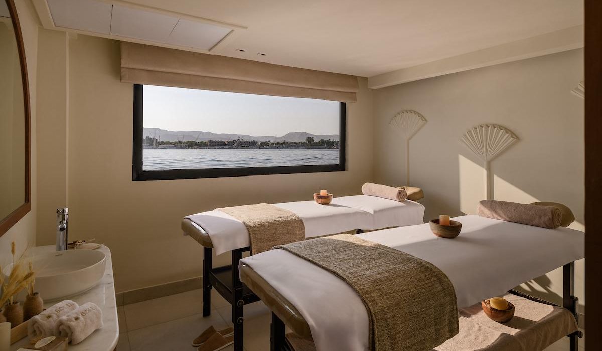 WhatsApp Image 2025-10-25 at 7.29.26 PM (2)