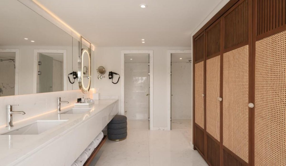 WhatsApp Image 2025-10-25 at 7.29.30 PM (1)