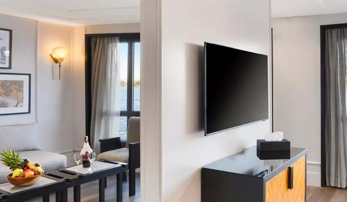 WhatsApp Image 2025-10-26 at 1.53.14 AM (2)