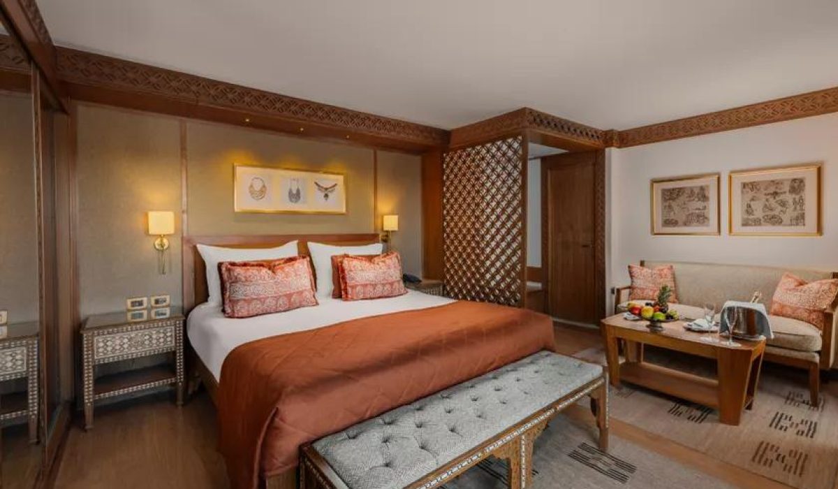 WhatsApp Image 2025-10-26 at 2.24.00 AM (1)