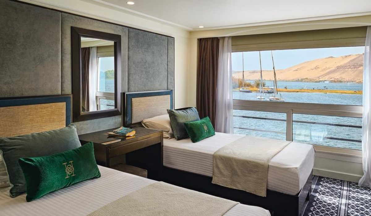 WhatsApp Image 2025-10-26 at 2.38.37 AM (1)